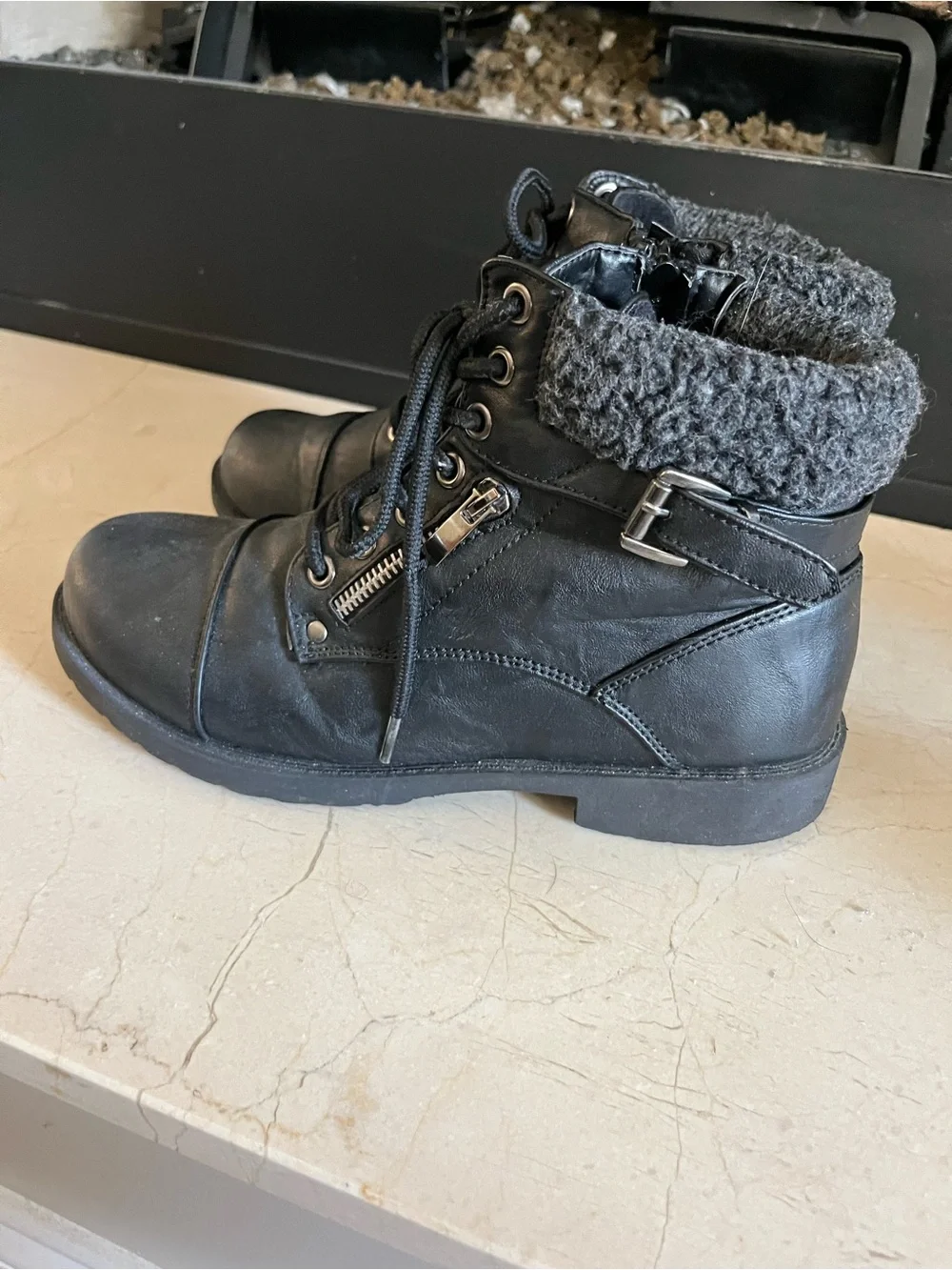 Wanted Women's Barrie Sherling Collar Ankle Boots Size 8